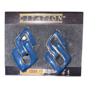 Citation Vintage Navy Blue enamel gold tone clip on earrings. J25